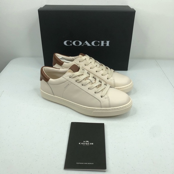 c126 low top sneaker